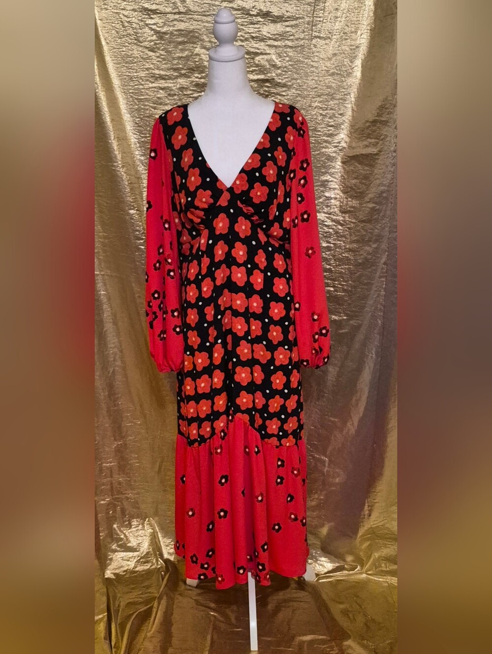 Topshop Red And Black Floral Long Sleeve V-Neck Maxi Dress